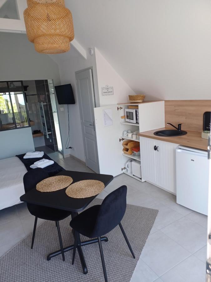 Appartement Lu'Ermael Avec Vue Mont Saint Michel Courtils Eksteriør billede